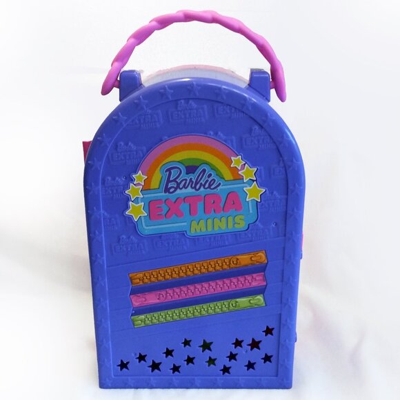 Barbie Extra Minis Boutique with One Mini Barbie & Some Accessories - Picture 10 of 16